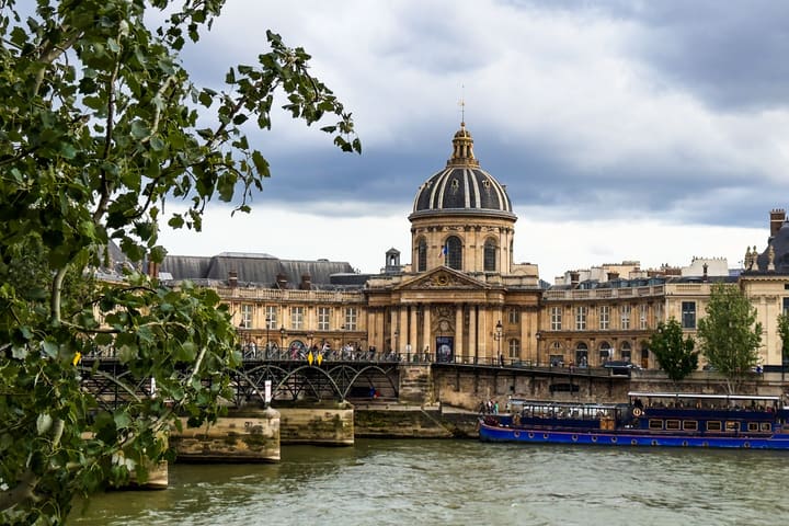 Musée d'Orsay museum beside the Seine in Paris