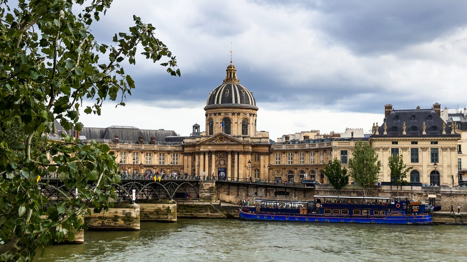 Musée d'Orsay museum beside the Seine in Paris
